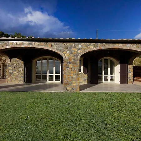 Villa Il Lupone